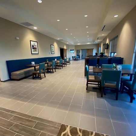 Comfort Suites Midland West Экстерьер фото