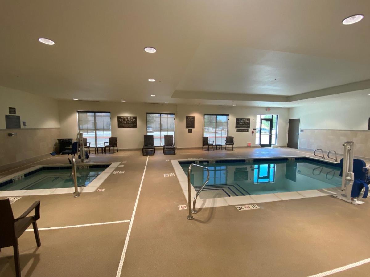 Comfort Suites Midland West Экстерьер фото