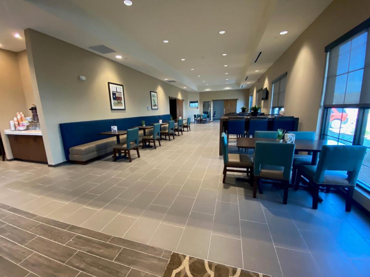 Comfort Suites Midland West Экстерьер фото