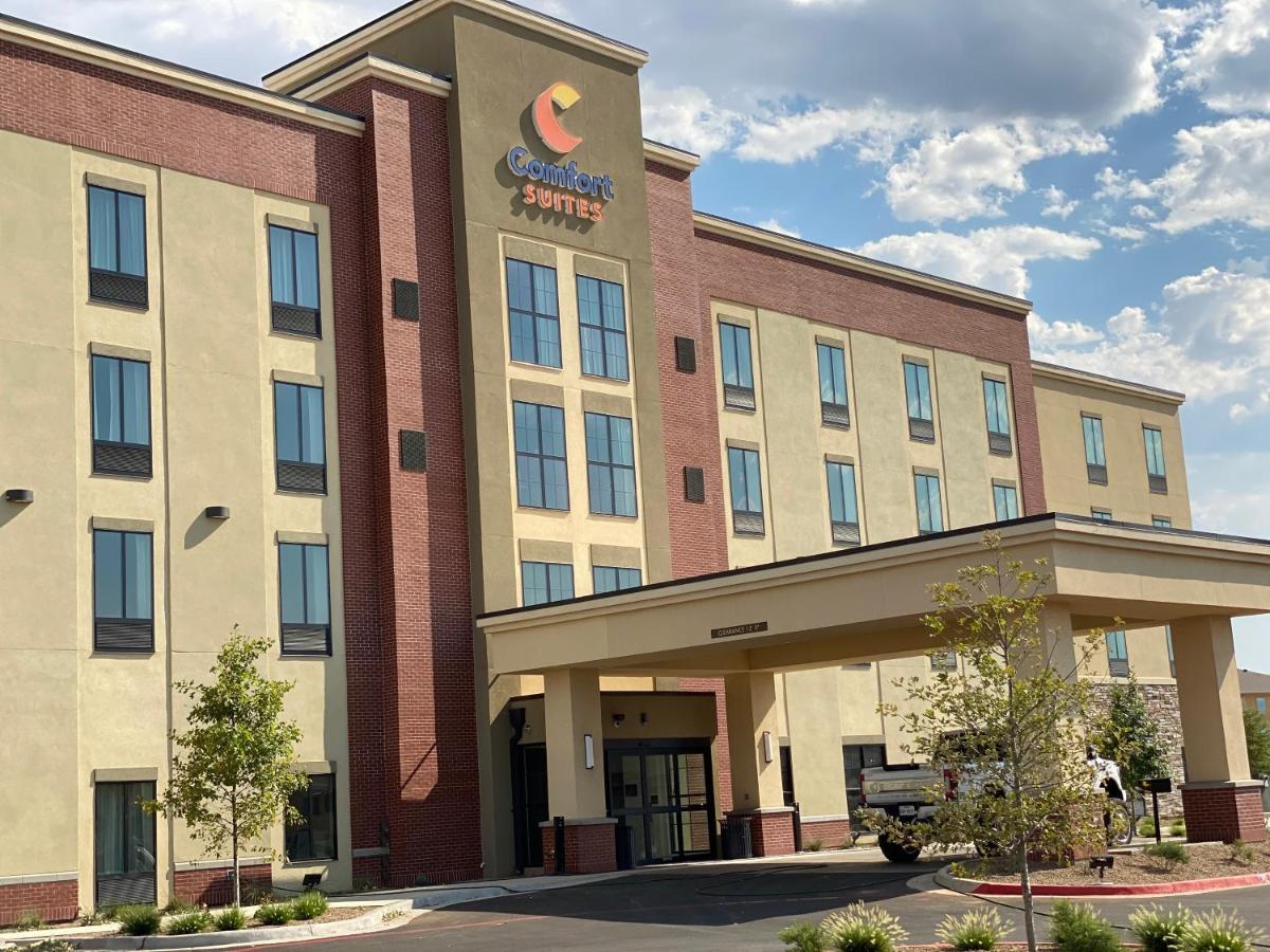 Comfort Suites Midland West Экстерьер фото