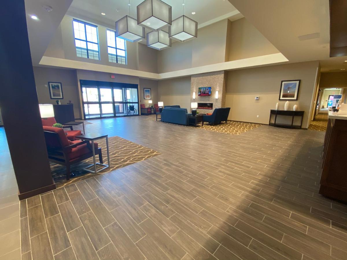 Comfort Suites Midland West Экстерьер фото
